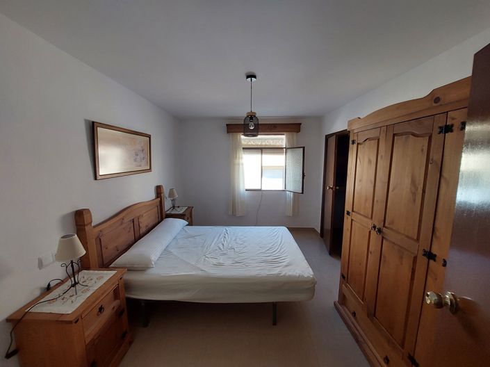 Image No.4-3 Bed Townhouse for sale