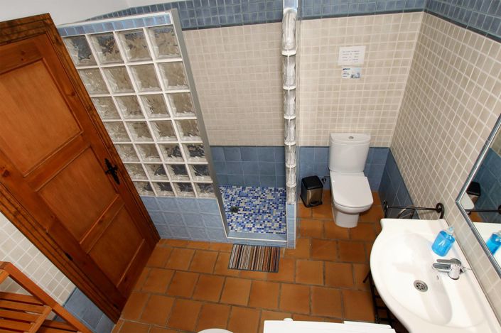 Image No.18-4 Bed Townhouse for sale