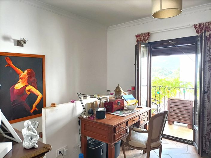 Image No.7-2 Bed Village House for sale