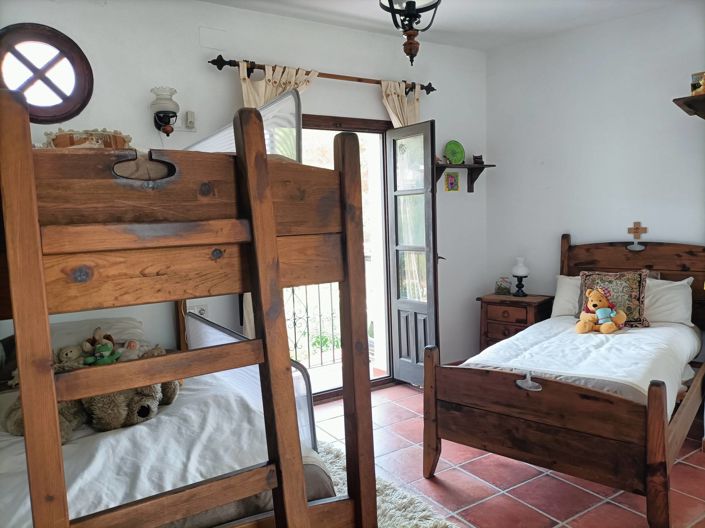 Image No.13-4 Bed Village House for sale