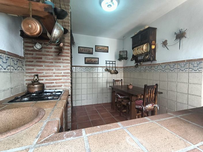 Image No.23-4 Bed Village House for sale