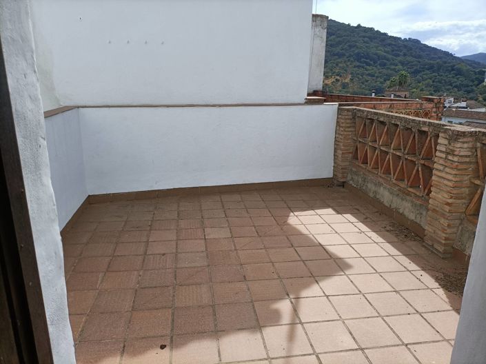 Image No.27-4 Bed Village House for sale