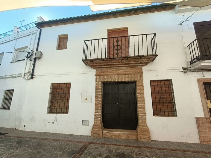 Image No.39-5 Bed Townhouse for sale