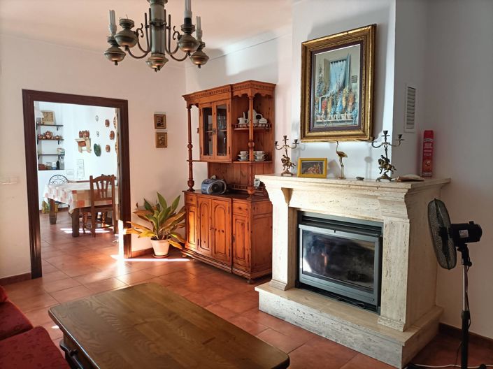 Image No.5-5 Bed Townhouse for sale