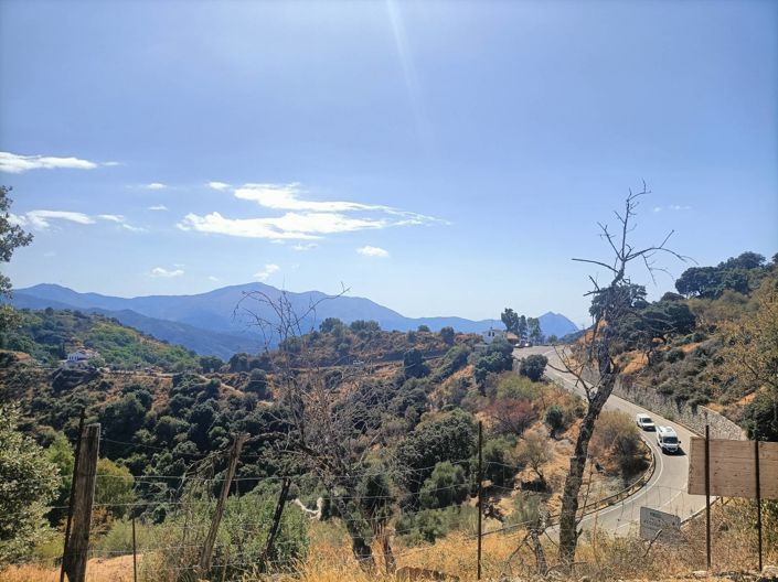 Image No.15-2 Bed Country House for sale