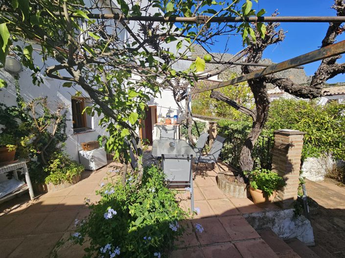 Image No.6-Maison de village de 3 chambres à vendre à Montejaque