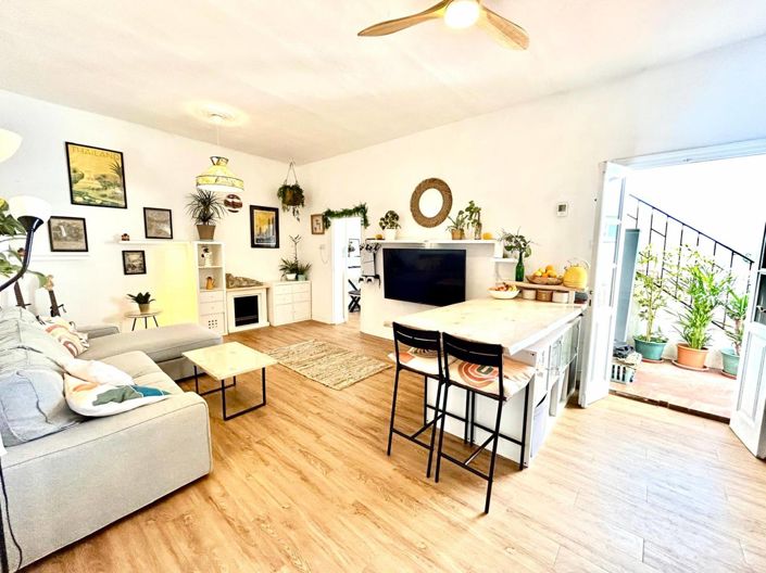 Image No.3-5 Bed Townhouse for sale