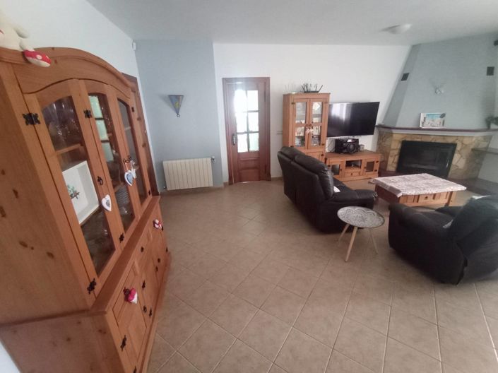 Image No.20-4 Bed Villa for sale