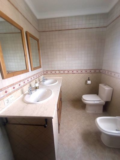 Image No.28-4 Bed Villa for sale