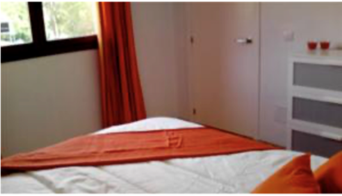 Image No.18-6 Bed Property for sale