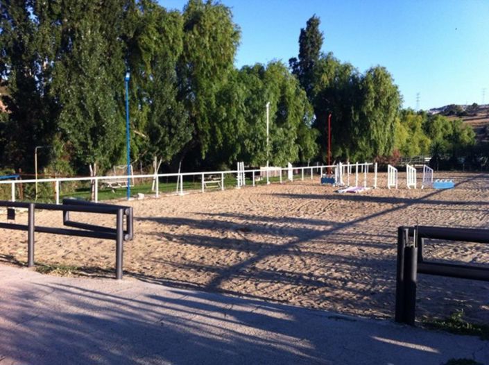 Image No.3-6 Bed Property for sale