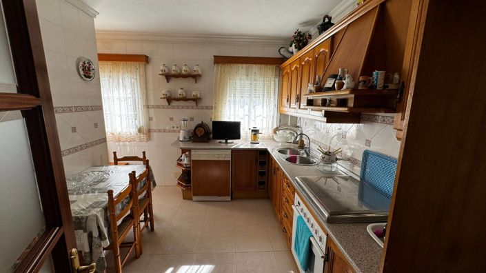 Image No.12-Villa de 4 chambres à vendre à Malaga