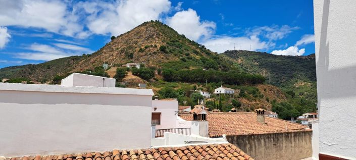 Image No.6-4 Bed Villa for sale