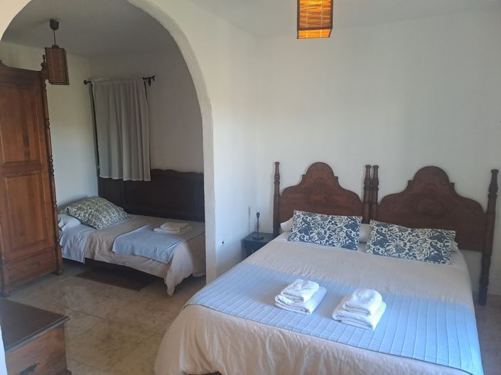 Image No.23-6 Bed Country House for sale