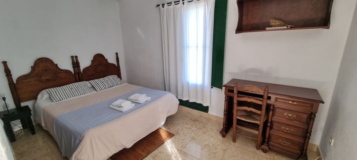 Image No.35-6 Bed Country House for sale