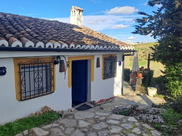 Image No.7-6 Bed Country House for sale