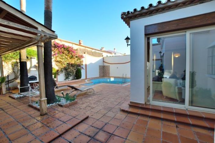 Image No.23-4 Bed Villa for sale