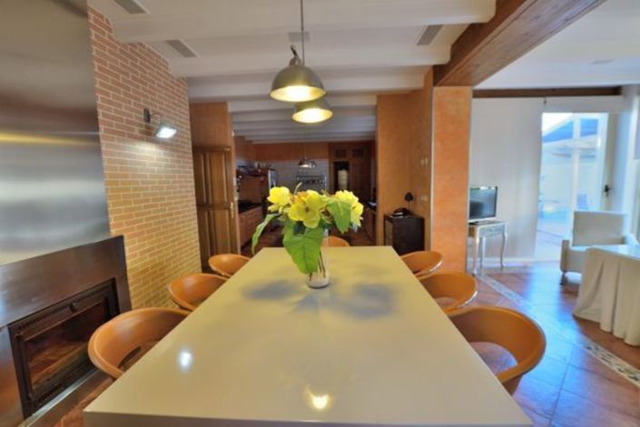 Image No.26-4 Bed Villa for sale