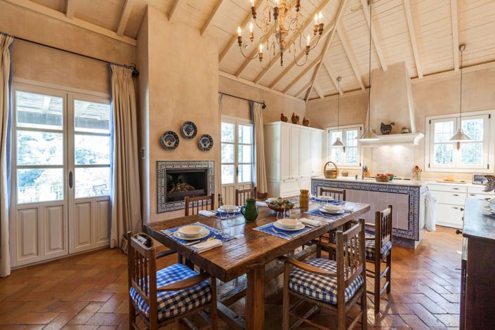 Image No.18-4 Bed Property for sale