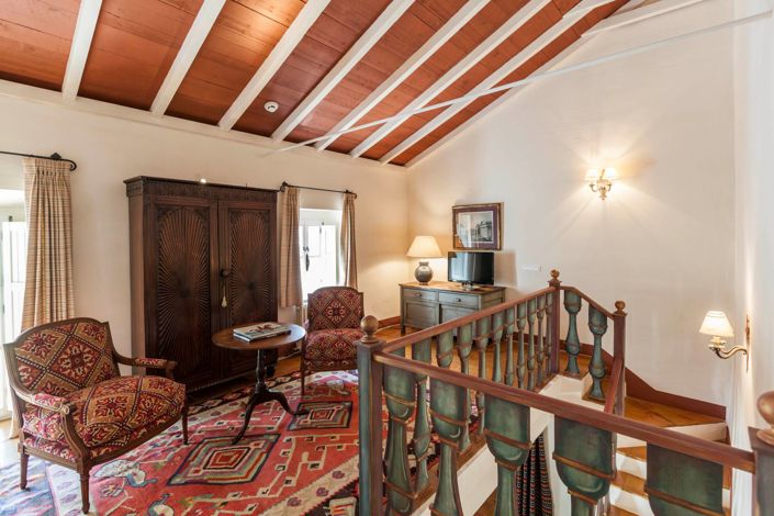 Image No.20-4 Bed Property for sale