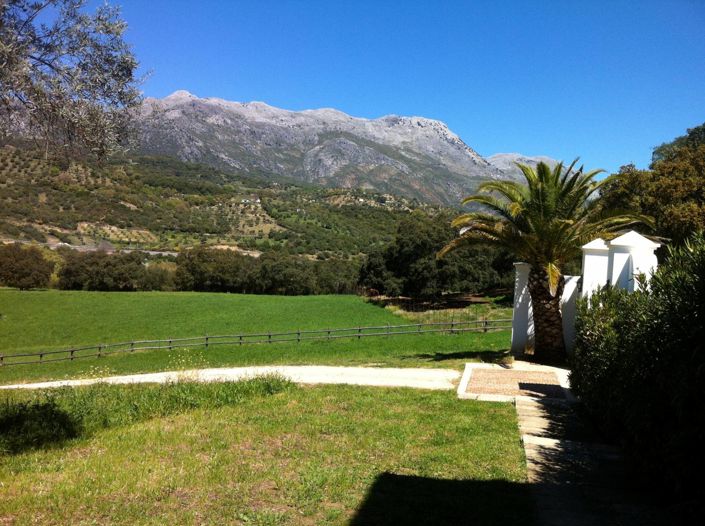 Image No.48-4 Bed Property for sale