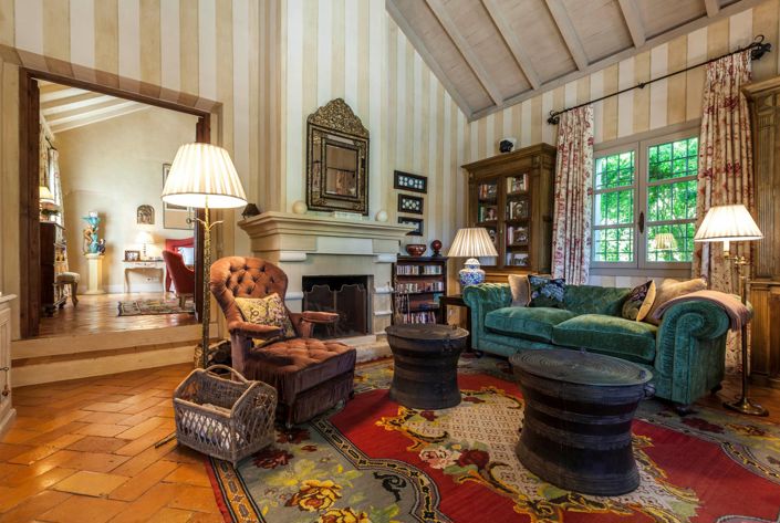 Image No.10-4 Bed Property for sale