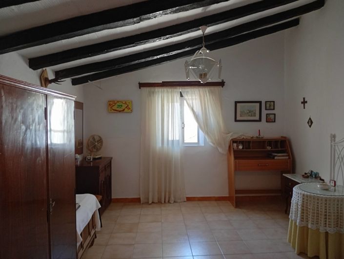 Image No.10-5 Bed Village House for sale