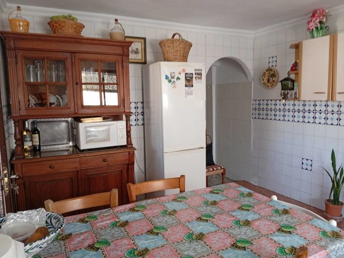 Image No.6-5 Bed Village House for sale