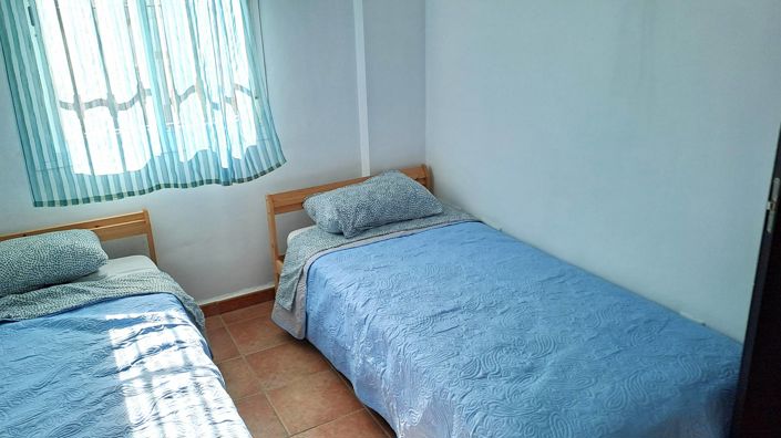 Image No.12-3 Bed Townhouse for sale