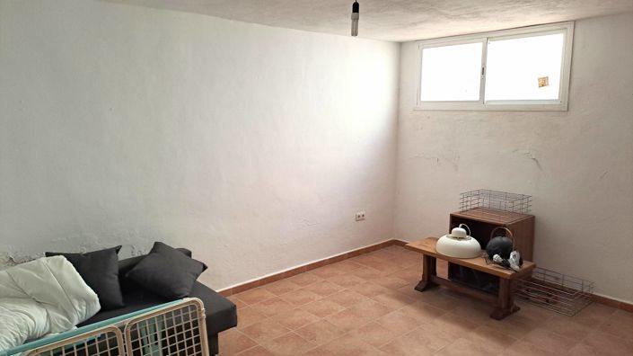 Image No.15-3 Bed Townhouse for sale