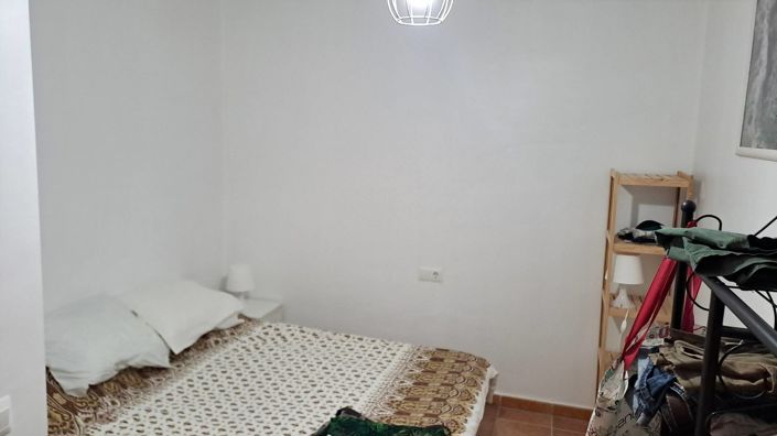 Image No.18-3 Bed Townhouse for sale