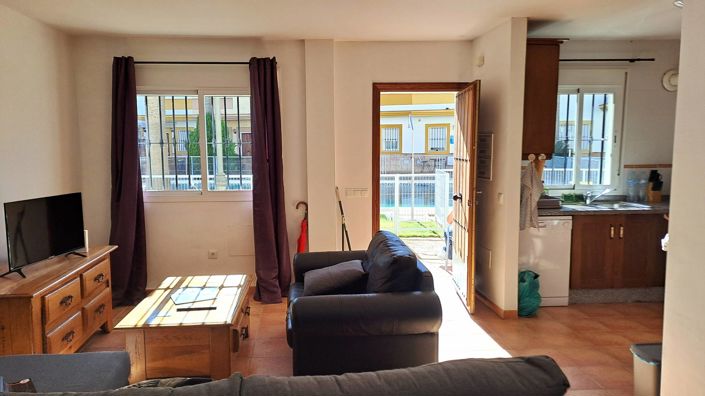 Image No.7-3 Bed Townhouse for sale