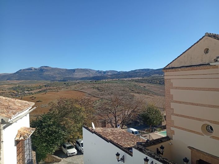 Image No.4-6 Bed Townhouse for sale