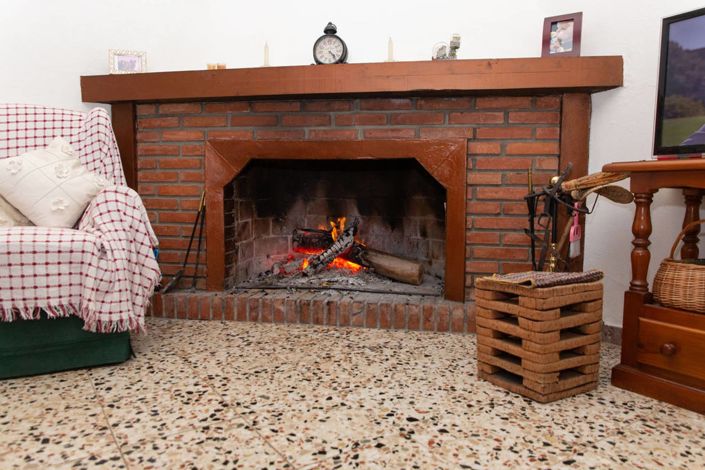 Image No.16-4 Bed Country House for sale