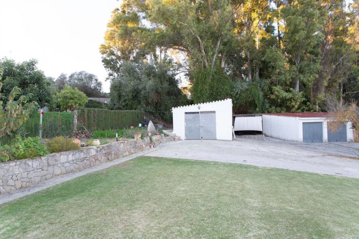 Image No.28-4 Bed Country House for sale