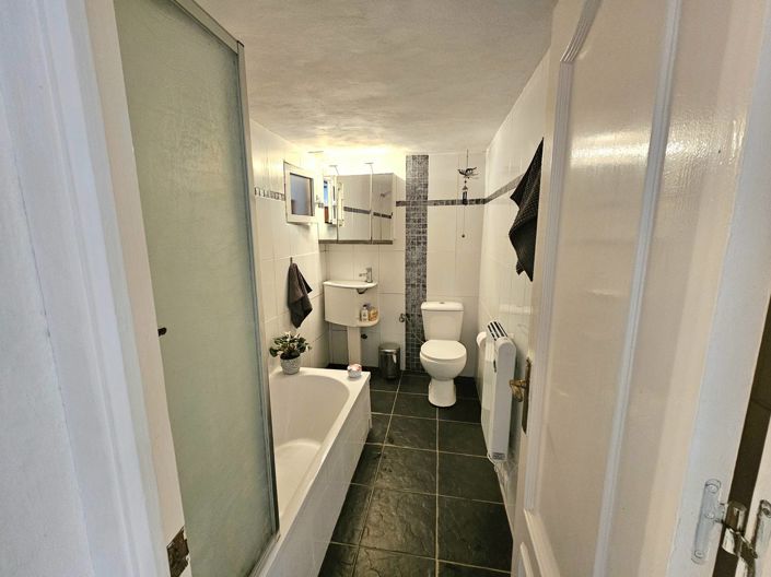 Image No.34-Maison de village de 4 chambres à vendre à Gaucin