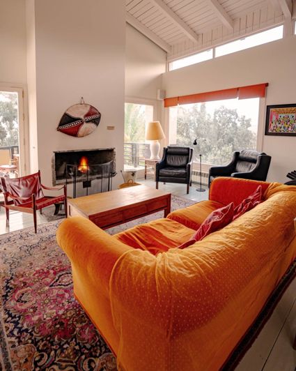 Image No.10-10 Bed Property for sale