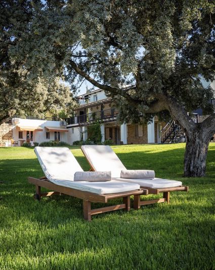 Image No.28-10 Bed Property for sale