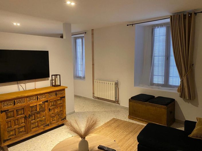 Image No.38-7 Bed Townhouse for sale