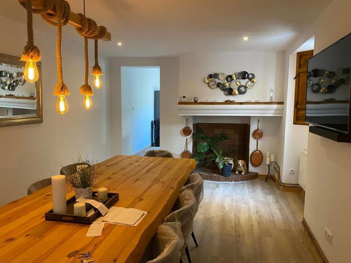 Image No.41-7 Bed Townhouse for sale