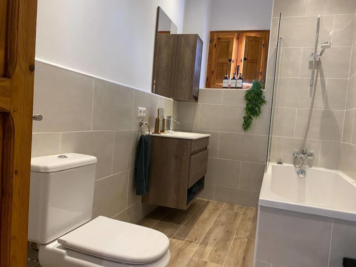 Image No.42-7 Bed Townhouse for sale