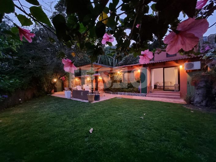 Image No.20-6 Bed Country House for sale