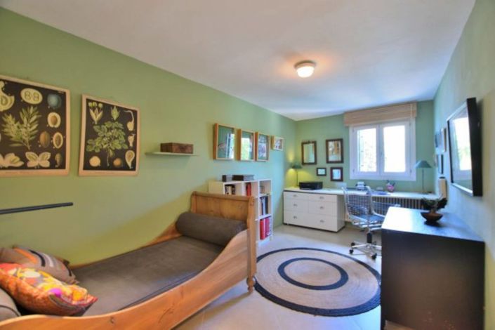 Image No.16-6 Bed Country House for sale