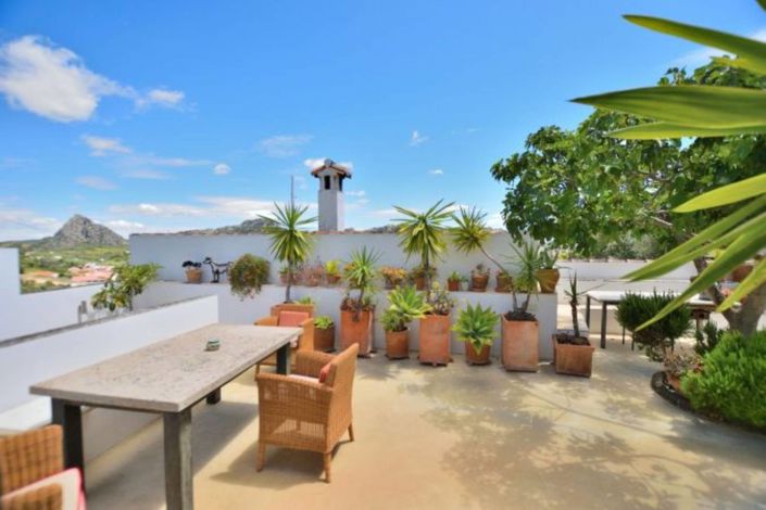 Image No.34-6 Bed Country House for sale