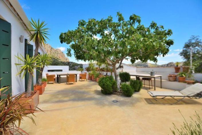 Image No.37-6 Bed Country House for sale