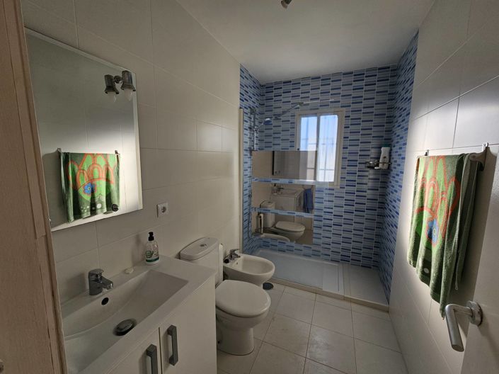 Image No.14-4 Bed Villa for sale