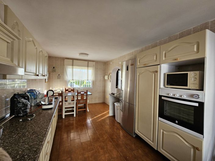 Image No.30-4 Bed Villa for sale