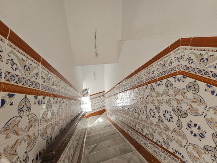 Image No.12-6 Bed Village House for sale