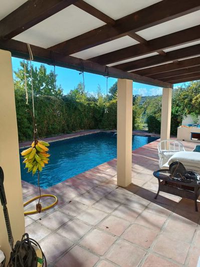 Image No.2-4 Bed Country House for sale