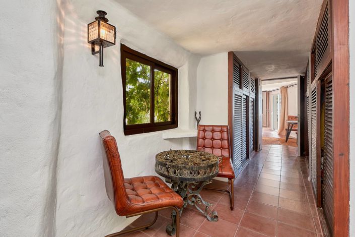 Image No.30-8 Bed Country House for sale